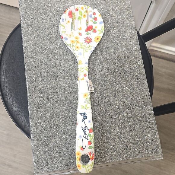 Dolly Parton Floral Print Salad Server Set - Picture 7 of 7